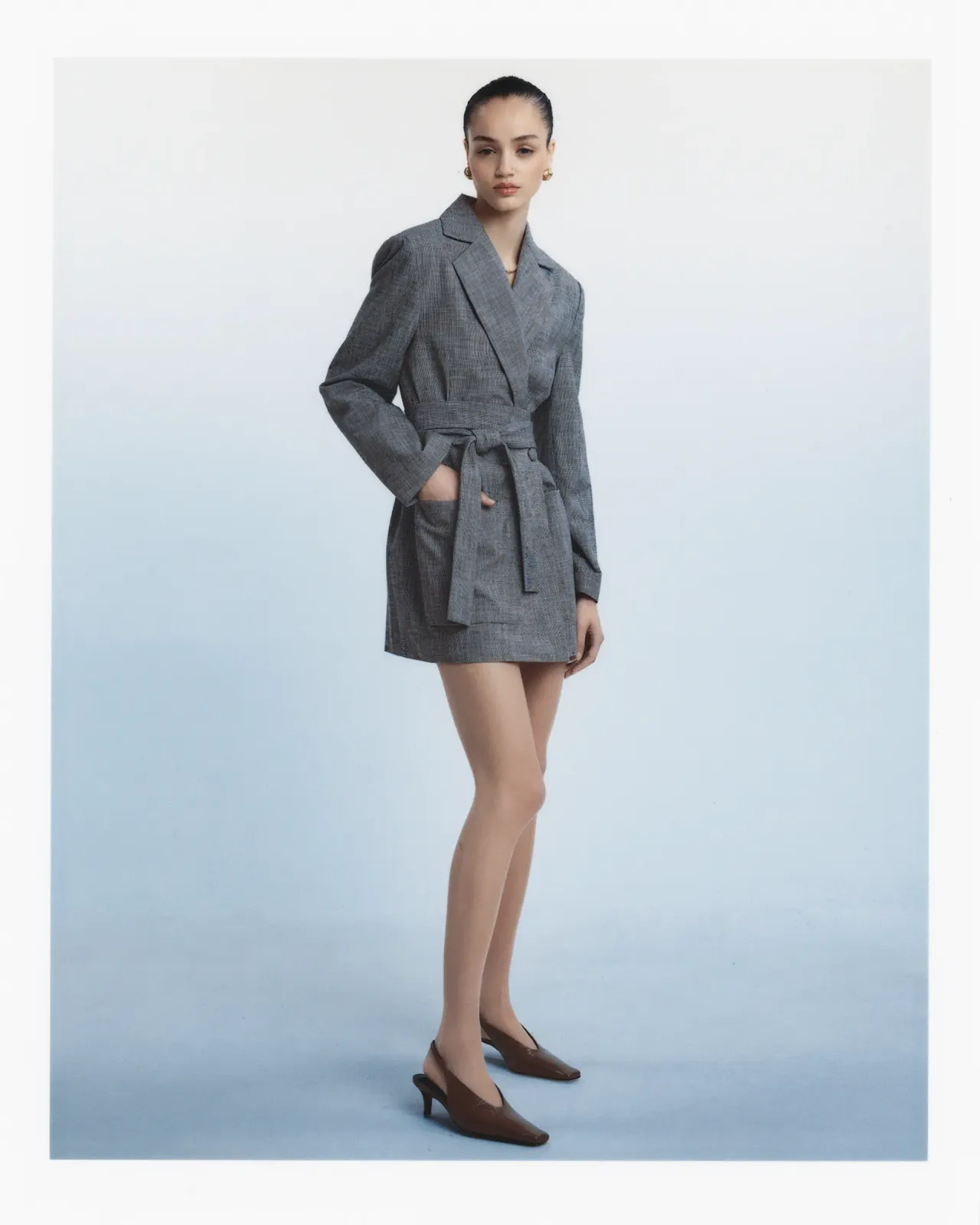 WARDROBE STYLING