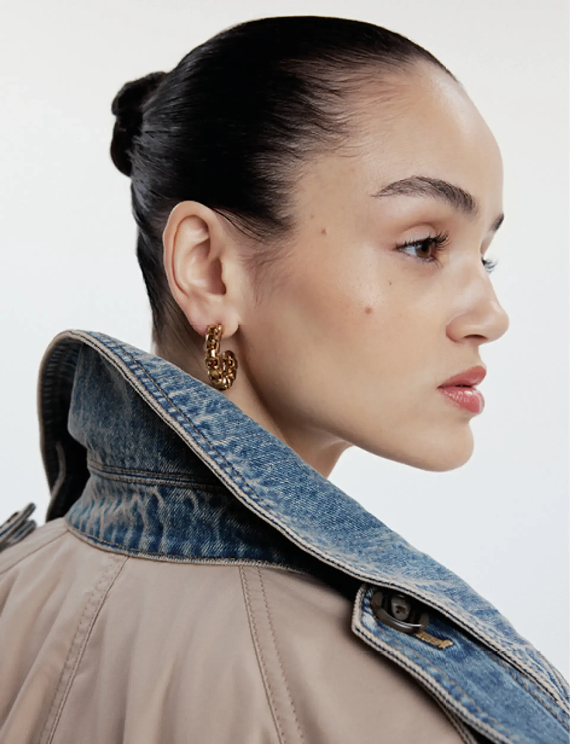 Madeleine Issa - WARDROBE STYLING