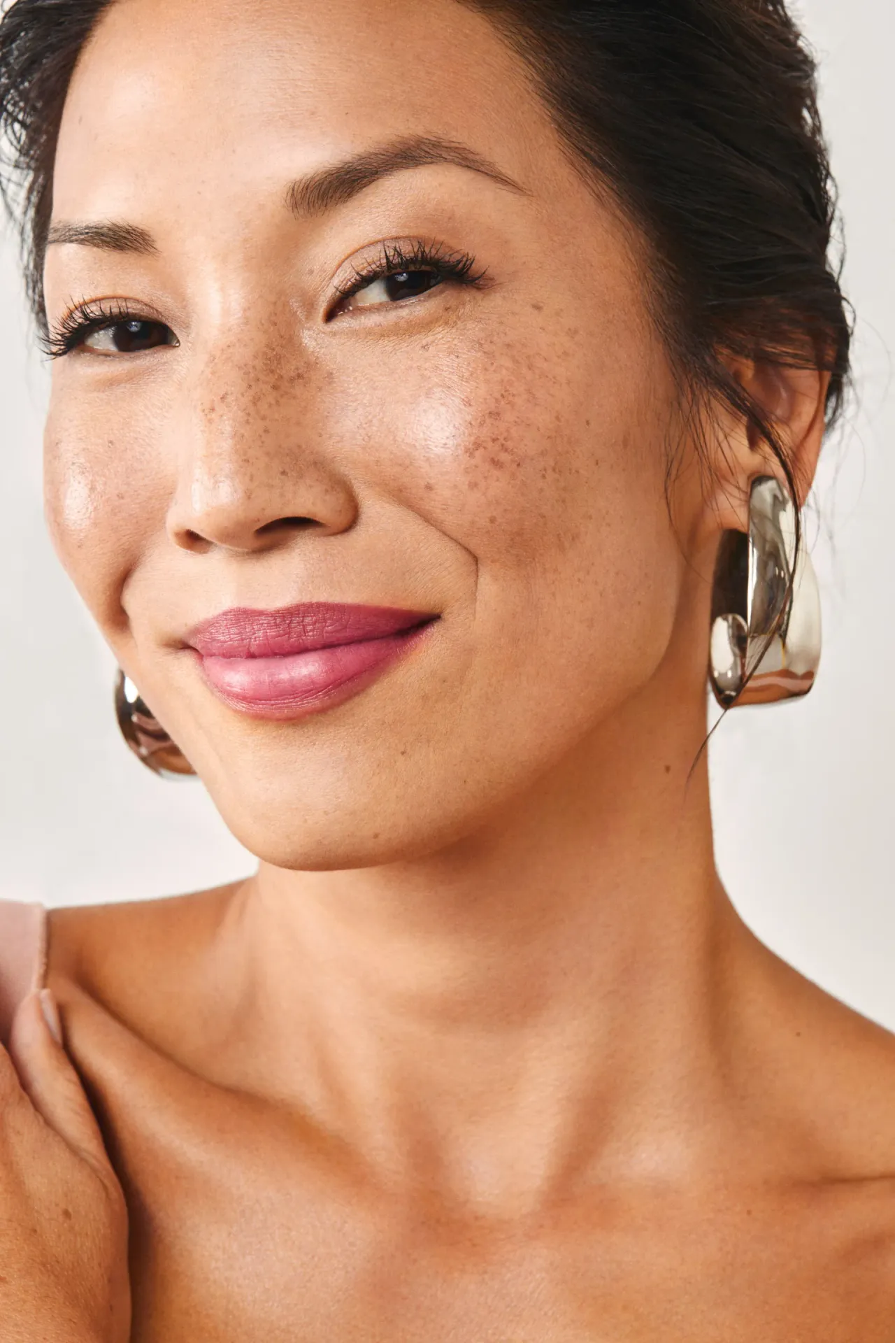 THE BEAUTY OF BEING SEEN